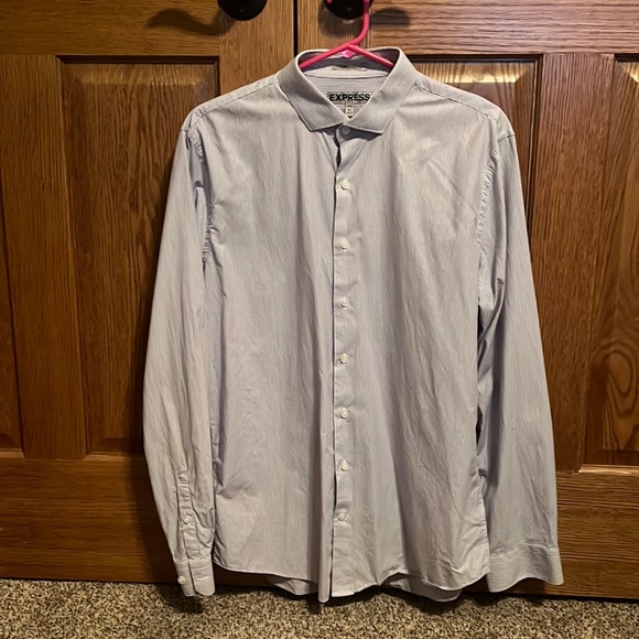Express Fitted Dress Shirt - Picture 2 of 4